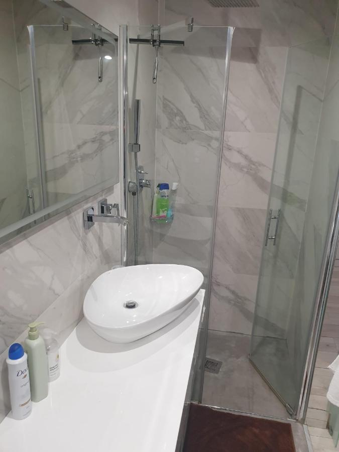 Appartement Atico Con Terraza Y Jacuzzi En El Centro à Valence Extérieur photo