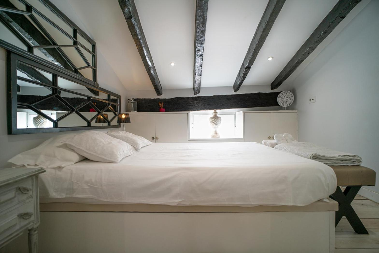 Appartement Atico Con Terraza Y Jacuzzi En El Centro à Valence Chambre photo